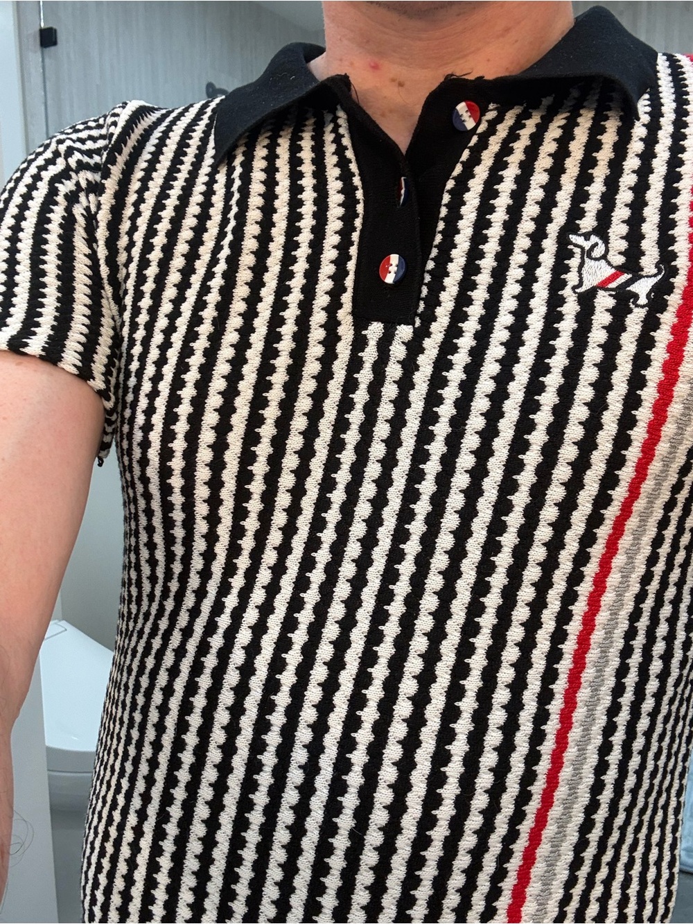 Men’s Black White & Red Textured Knit Polo Shirt – Size Small
